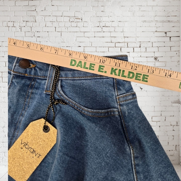 NWT Vibrant Denim Blue Women's Daisey Duke Swing Shorts Hot Pants - Picture 5 of 7